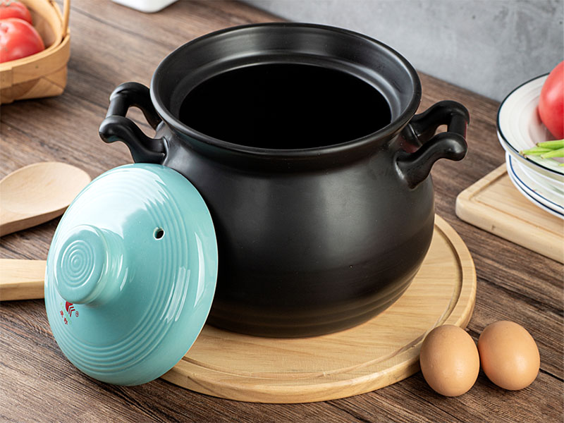 Soup Pot - Black - Green Cover