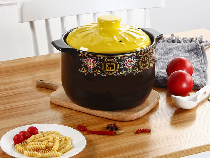 Soup Pot - Full of Gold and Jade