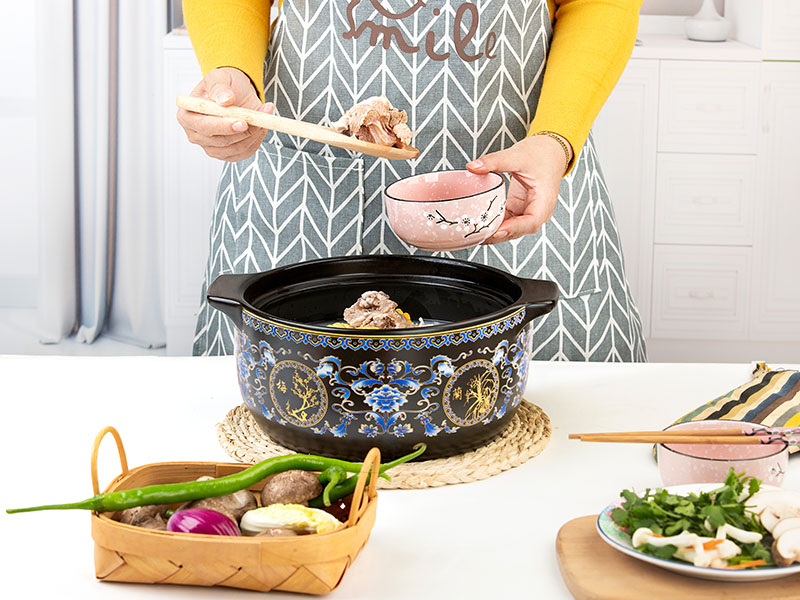 Soup Pot - Plum, Orchid, Bamboo and Chrysanthemum